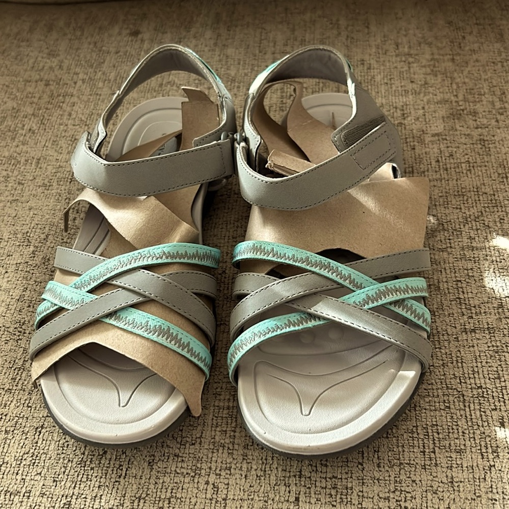 Easy spirit sandals